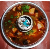 TOM YUM SOUP (CHICKEN / PORK / TOFU / VEGGIES)